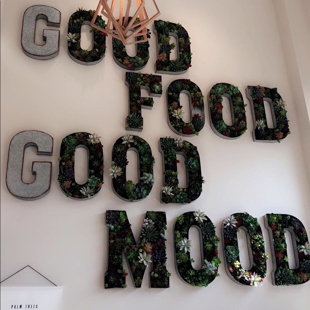 Meet your Posher, Nads